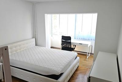 Apartament cu 4 camere decomandat în Zorilor - 3