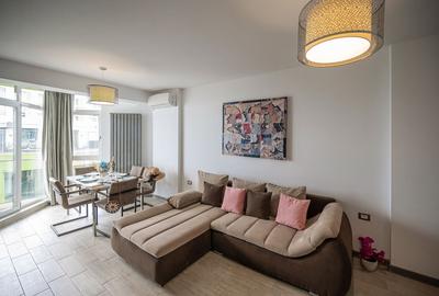 Apartament cu 3 camere decomandat în Mamaia-Sat