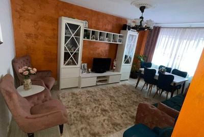 Apartament cu 4 camere decomandat în Broșteni - 4