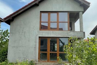 Casă individuală cu 3 camere cu Teren 350 Mp în Central - 3