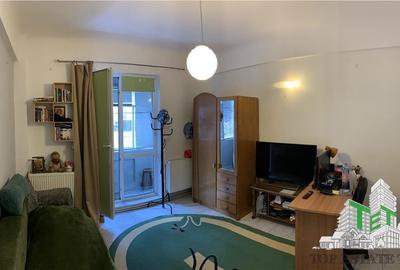 Apartament cu 4 camere semidecomandat în Universitate - 2