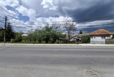 Teren de 1010 mp, în Central - 7