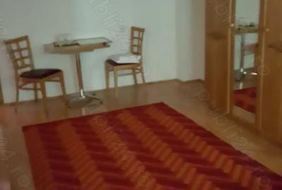 Casă cu 6 camere în Central - 2