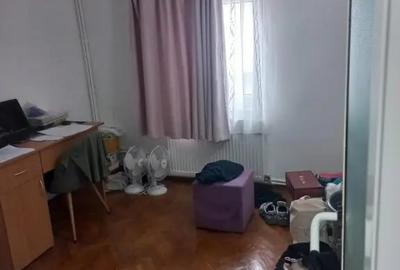 Casă cu 6 camere cu Teren 170 Mp în Tomis I - 7