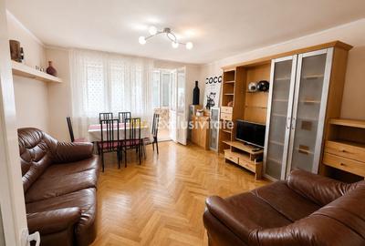 Apartament cu 3 camere decomandat, mobilat în Micro 14