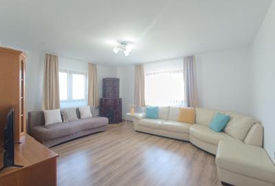 Casă cu 4 camere cu Teren 2771 Mp în Slobozia Nouă