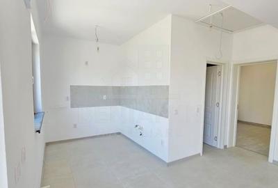 Casă cu 3 camere cu Teren 322 Mp în Ișalnița