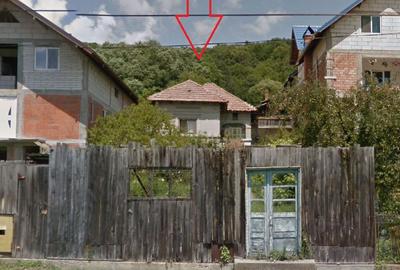 Casă cu 4 camere cu Teren 2513 Mp în Prislopu Mic - 7