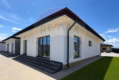 Casă individuală cu 3 camere cu Teren 400 Mp în Tunari - 2