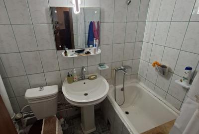 Apartament cu 2 camere decomandat în Nicolina - 8