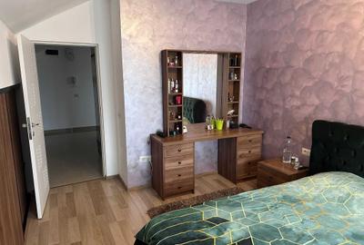 Apartament cu 2 camere decomandat în Colentina