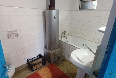 Casă cu 3 camere cu Canalizare în Faleza Nord - 8
