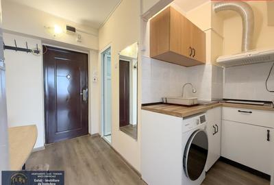 Garsonieră decomandată în Țiglina 1 - 6