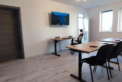 Apartament cu 3 camere nedecomandat în Exterior Vest