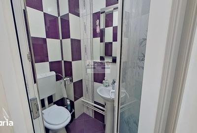 Apartament cu 3 camere în Central - 1
