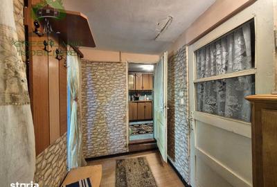Casă cu 5 camere semidecomandat cu Teren 540 Mp în Valea Lupului - 12