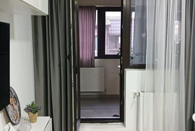 Apartament cu 2 camere semidecomandat în Rahova