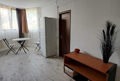 Garsonieră în Dâmbul Rotund