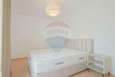 Apartament cu 4 camere decomandat, mobilat în Tractorul - 7