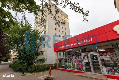Apartament cu 3 camere decomandat în Narcisa