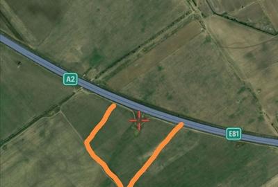 Teren de 43000 mp, în Central