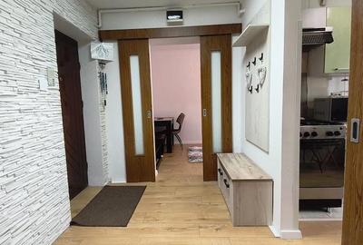 Apartament cu 3 camere semidecomandat în Gojdu - 4