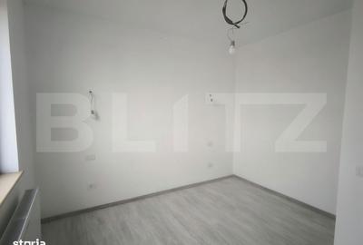 Casă cu 4 camere cu Canalizare în Central - 3