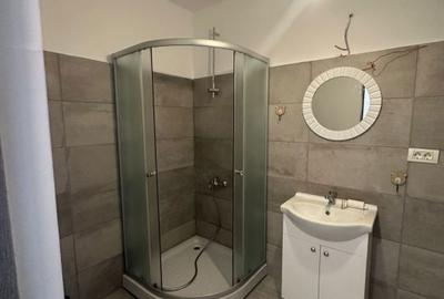 Casă cu 5 camere cu Teren 350 Mp în Central - 16