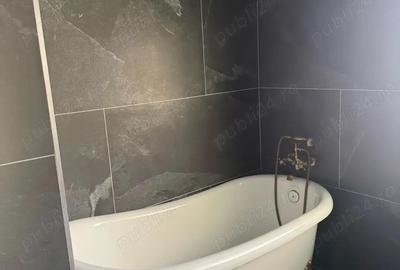 Casă cu 4 camere în Giroc