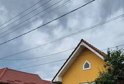 Casă cu 3 camere în Central