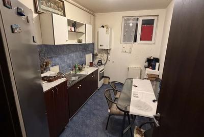Apartament cu 2 camere decomandat în Titan