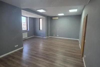 Spațiu comercial, de 36 mp, în Delfinariu - 1