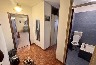 Apartament cu 4 camere semidecomandat, mobilat în Berceni - 4