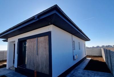 Casă cu 4 camere cu Teren 350 Mp în Berceni - 1