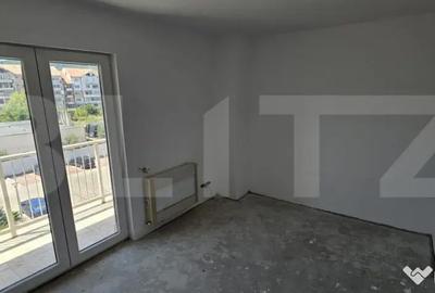 Apartament cu 3 camere decomandat în Pietroasa - 4