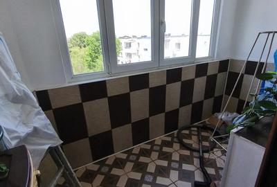 De vanzare apartament 2 camere 52 mp Aleea Electricienilor, Bacau - 2