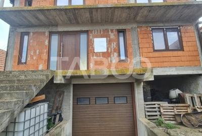 Casa la rosu de vanzare in Sebes-Lancram judetul Alba - 11