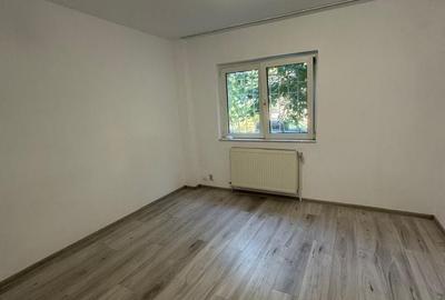 Apartament cu 4 camere decomandat în Crângași - 1