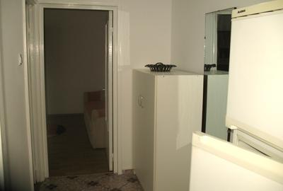 Apartament decomandat, mobilat în Rahova - 2