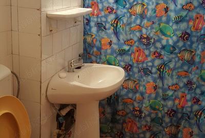 Inchiriez apartament cu 3 camere - 3