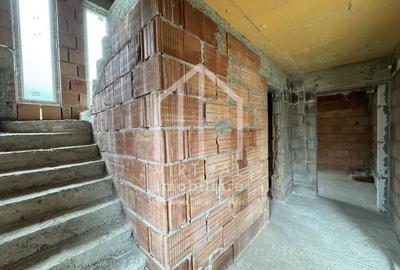 Trei imobile cu teren de 1180mp, 2 casa noi, pivnita,  Sura mare - 8