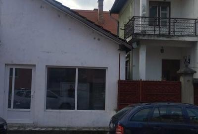 Casă cu 4 camere în Lotrioara - 5