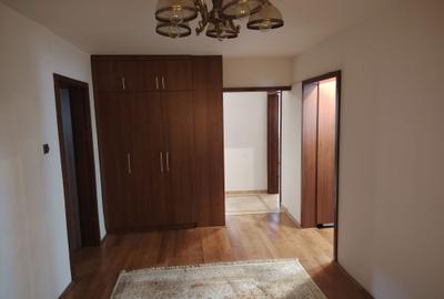 Apartament cu 4 camere decomandat în Ștrand - 5