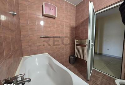 Apartament cu 3 camere decomandat în Iosia - 6