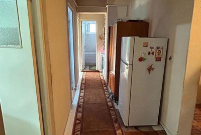 Apartament cu 4 camere decomandat în Micro 38 - 5