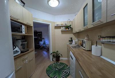 Apartament cu 3 camere decomandat în Turnișor - 3