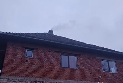 Casă cu 4 camere cu Teren 12000 Mp în Chelința - 2