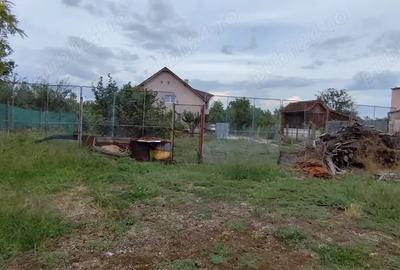 Teren de 550 mp, în Central