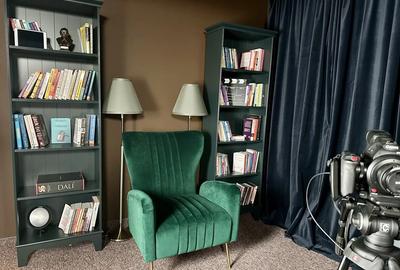 Apartament doua camere, amenajat ca studio video - Proprietar - 1