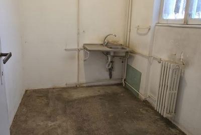 Apartament cu 2 camere semidecomandat în Șagului